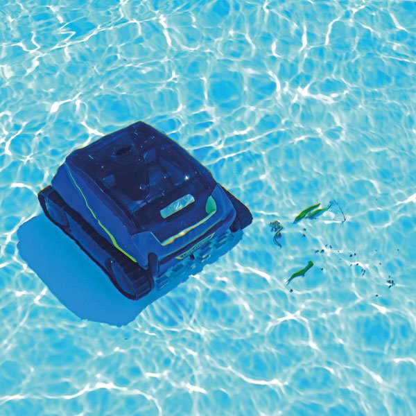 Robot piscine sans fil Freerider RF 5400 IQ - desjoyaux messancy